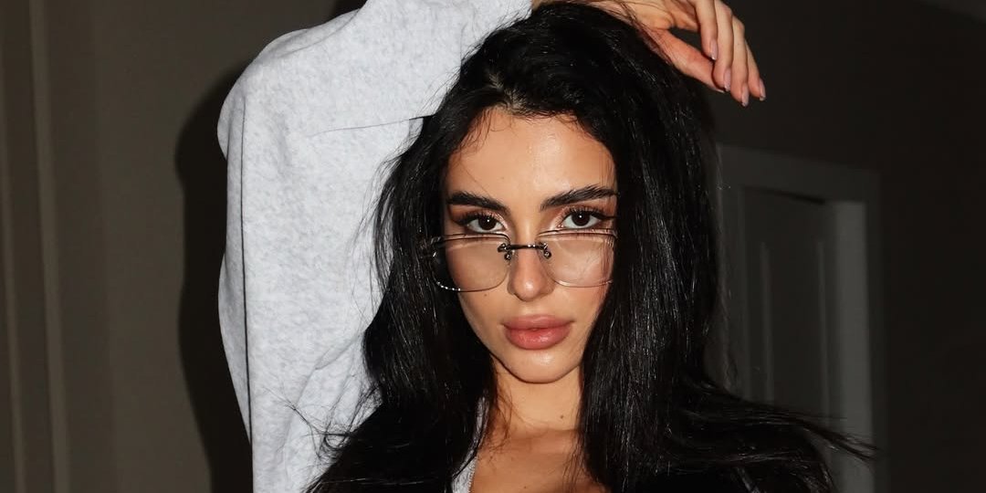 Анна Тринчер высмеяла бедных людей, которые транслируют свою жизнь в TikTok (Фото: annatrincher_official/Instagram)