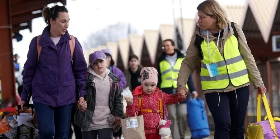 Українські біженці стикаються з нестачею місць у Нідерландах (Фото: REUTERS/Leonhard Foeger)