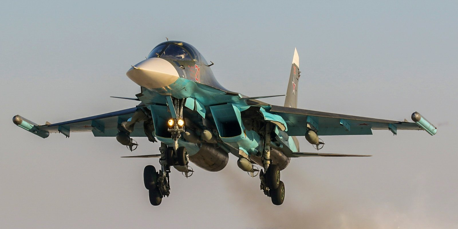 Ukrainian forces shoot down Russian Su-34 near Zaporizhzhya / The