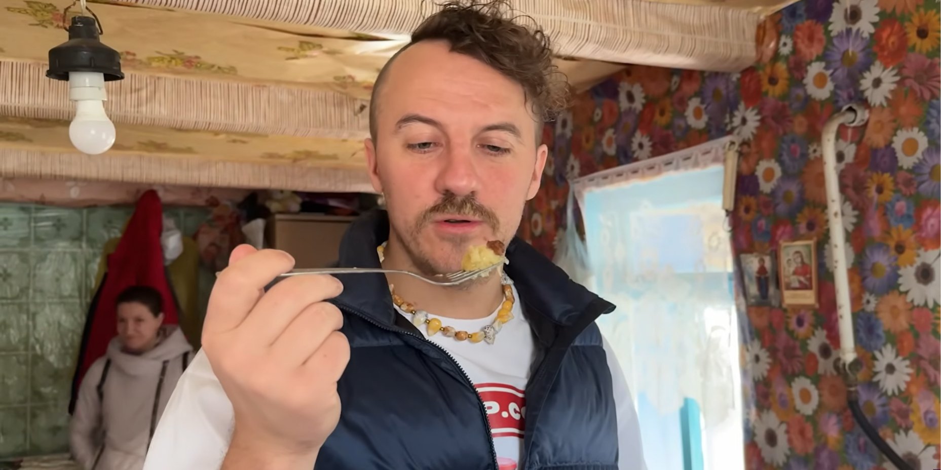 Євген Клопотенко на гатроекспедиції (Фото: Скриншот із відео)