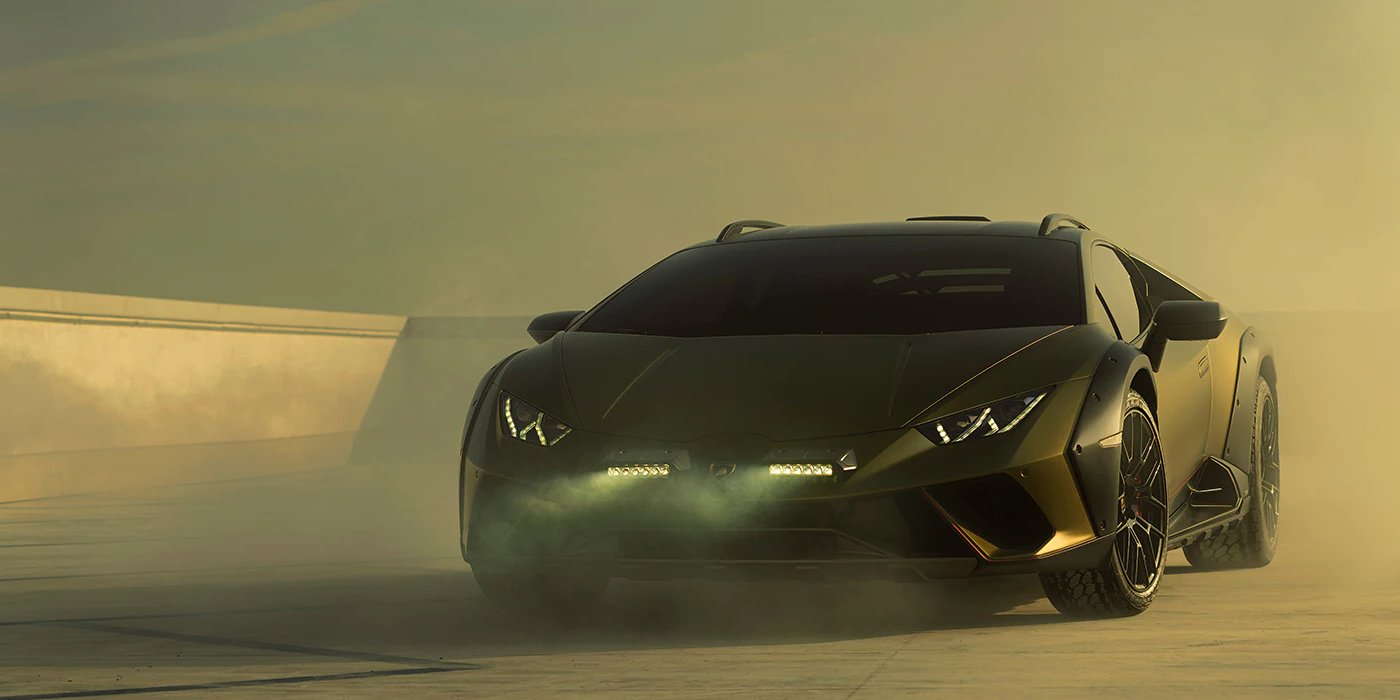 Lamborghini Huracan Sterrato, который является гибридом суперкара и кроссовера (Фото: lamborghini.com)
