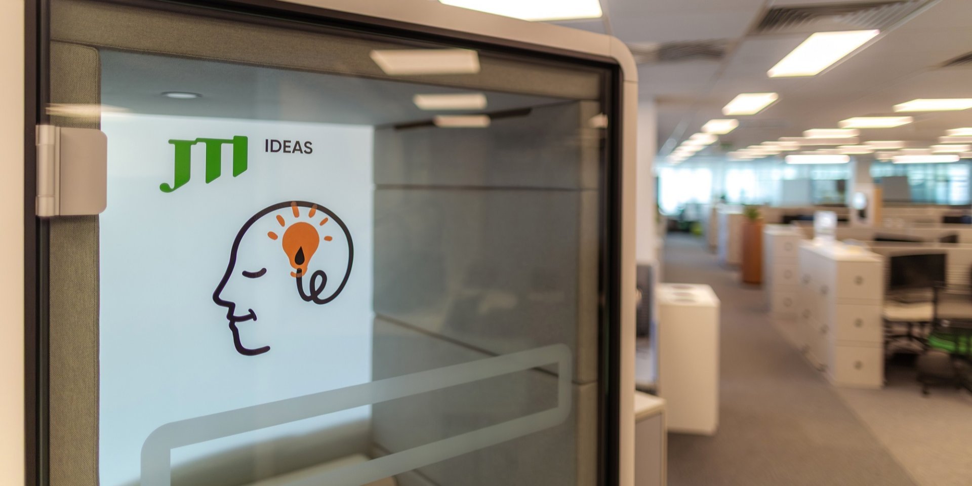 Карьера без границ: опыт JTI - фото