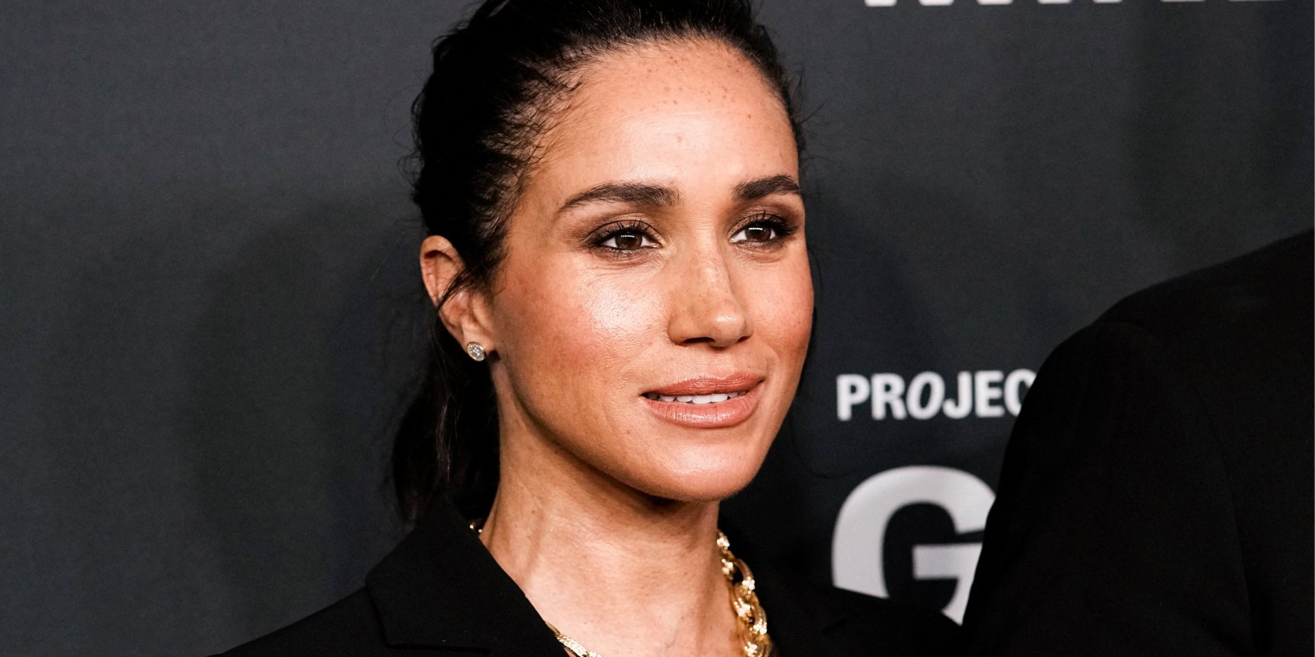 Меган Маркл носить сережки від українського бренду за 100 тисяч гривень &mdash;  фото / NV