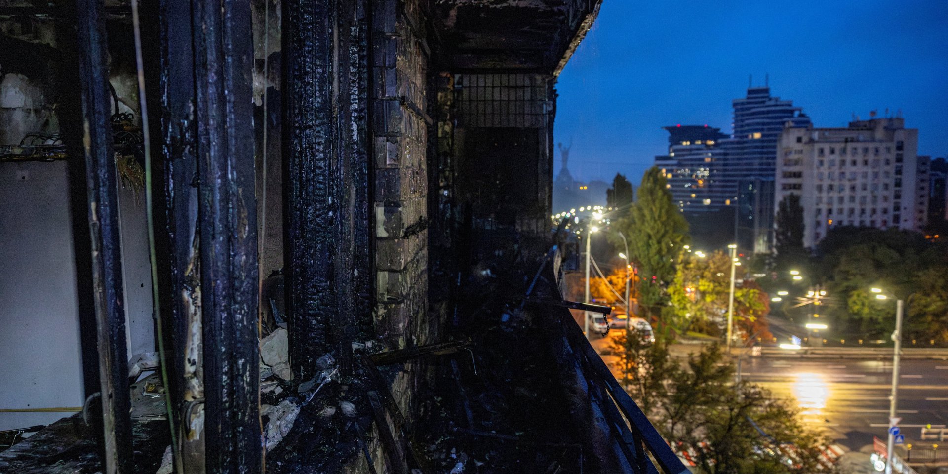 После одной-двух атак Украине, возможно, придется импортировать электроэнергию&nbsp;&mdash; Зеленский