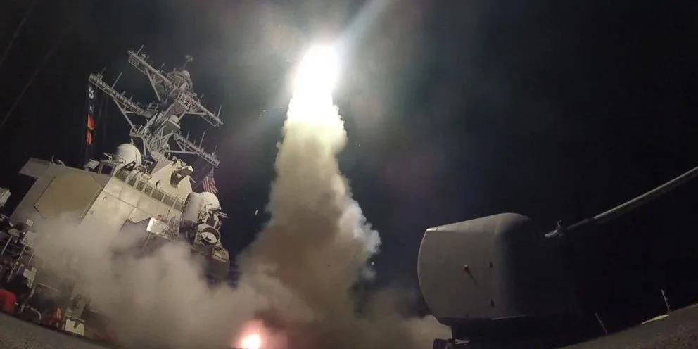 Вертикальний запуск ракети Tomahawk з американського есмінця USS Porter в 2017 році (Фото: U.S. Navy photo by Mass Communication Specialist 3rd Class Ford Williams)