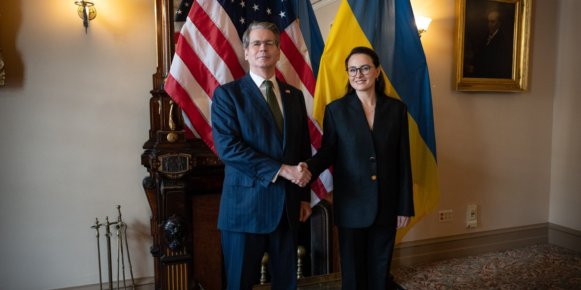 Prime Minister Yulia Svyrydenko met with U.S. Treasury Secretary Scott Bessent (Photo: Yulia Svyrydenko/X)