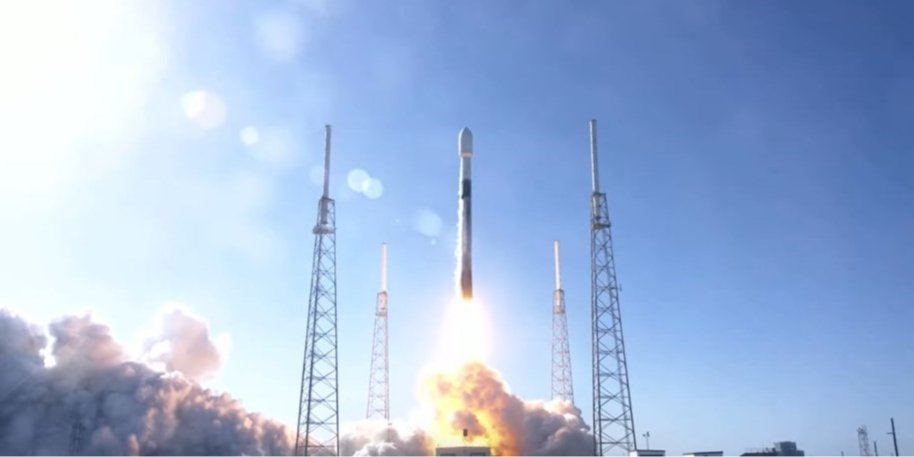 13 січня 2022 року супутник Січ 2−30 вивела на розрахункову орбіту ракета-носій Falcon 9 (Фото: SpaceX / Youtube)