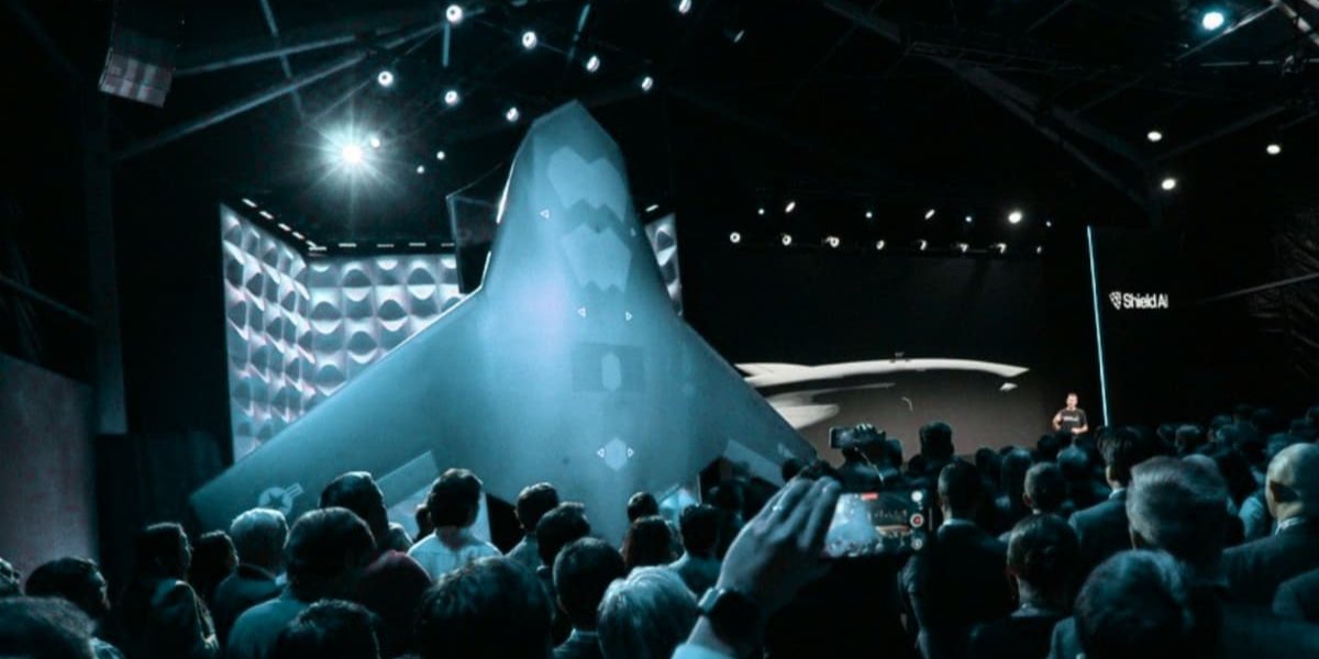 X-BAT расширяет возможности Shield AI по защите военнослужащих и гражданских лиц посредством этого БПЛА (Фото: Shield AI)