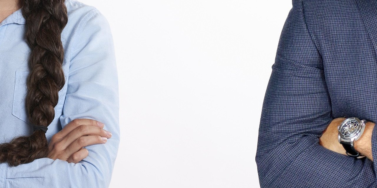 Женщина подала на развод после того, как мужчина выиграл в лотерею и потратил деньги на стримку (Фото: Tumisu/Pixabay)