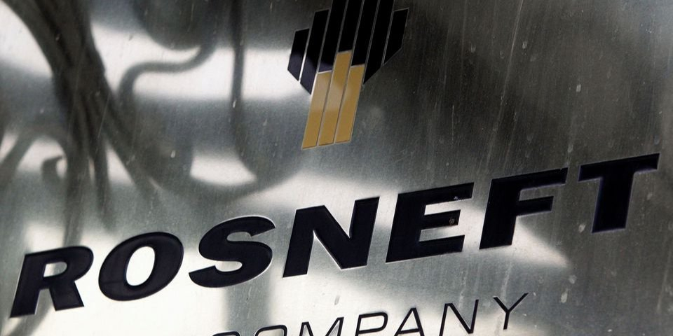 Rosneft (Photo: REUTERS/Maxim Sheremetov)