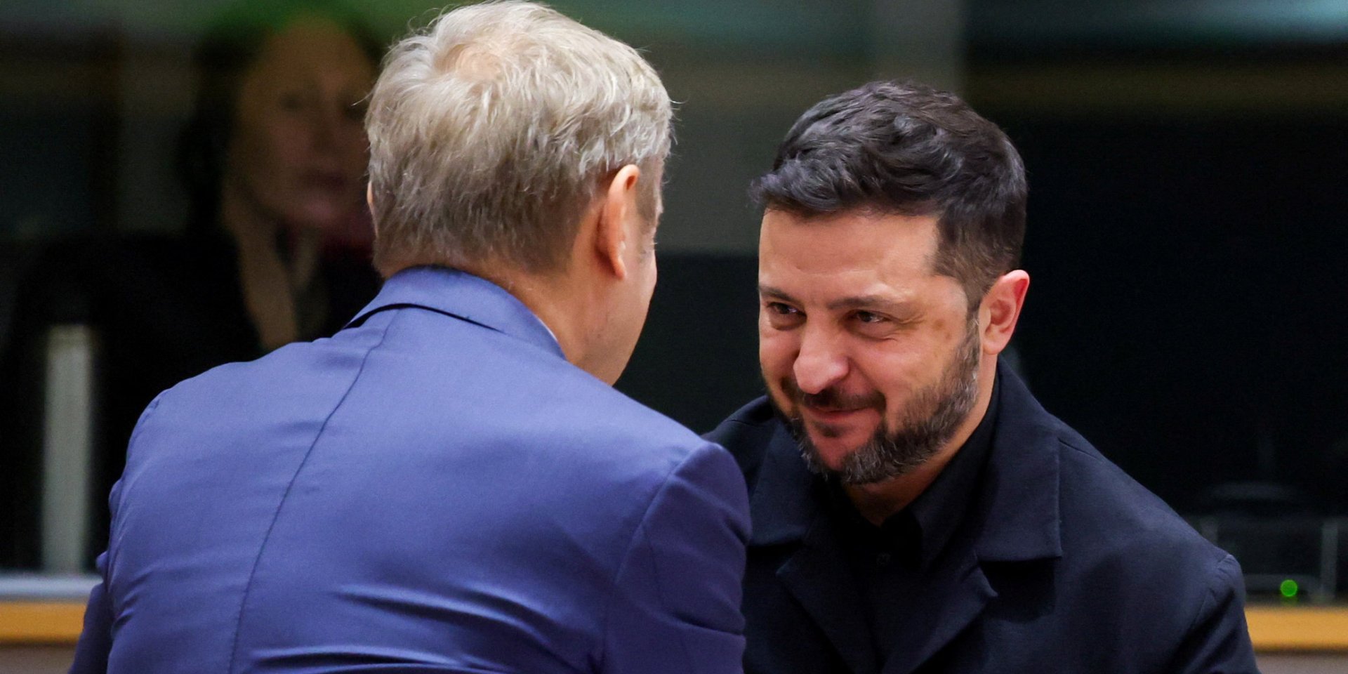 Туск і Зеленський на саміті лідерів Європейського Союзу в Брюсселі, Бельгія, 23 жовтня 2025 року (Фото: REUTERS/Yves Herman/Pool)