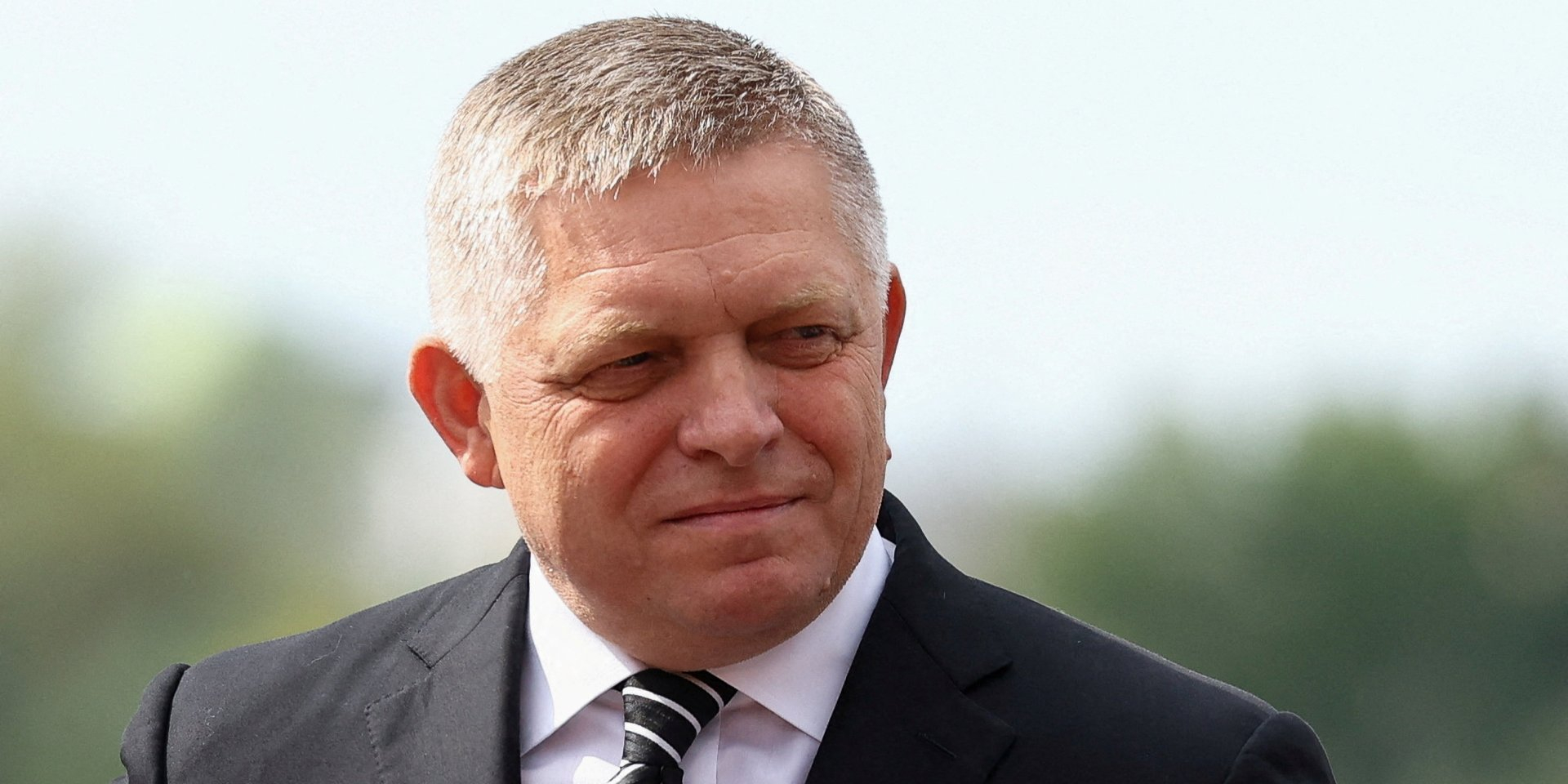 Robert Fico said he opposes Slovakia helping Ukraine cope with its military expenses. (Photo: REUTERS/Bernadett Szabo)