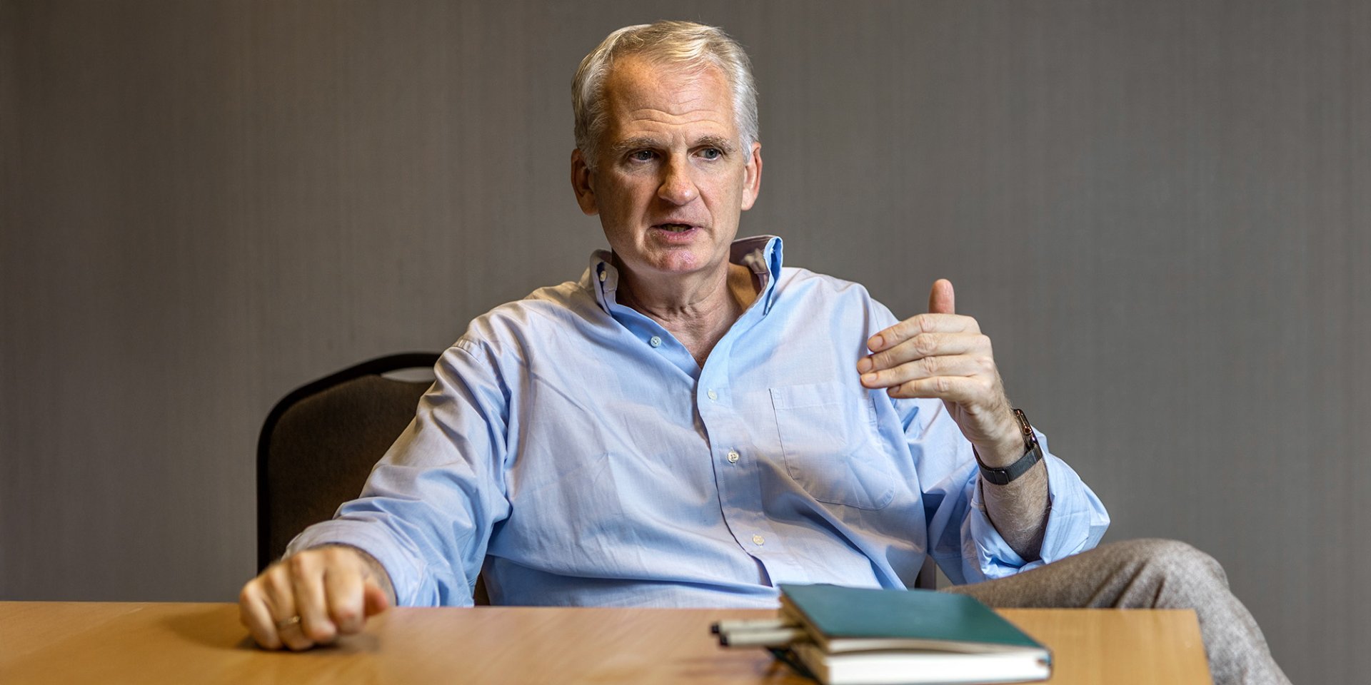 Для Тімоті Снайдера Україна стає фокусом досліджень від початку Помаранчевої революції, а отже і темою його книжок, остання з яких Про свободу (On Freedom) вийшла торік. (Фото: Олександр Медведєв)