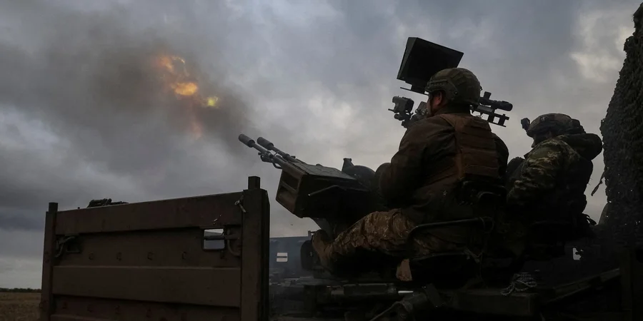 Россия ударила ракетой по селу в Сумской области, ранены две женщины, продолжается атака шахедами — онлайн