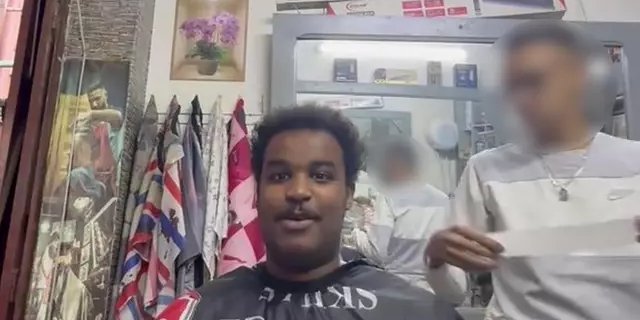 Мужчина из Британии поехал в Африку, чтобы подстричься (Фото: Kennedy News and Media)