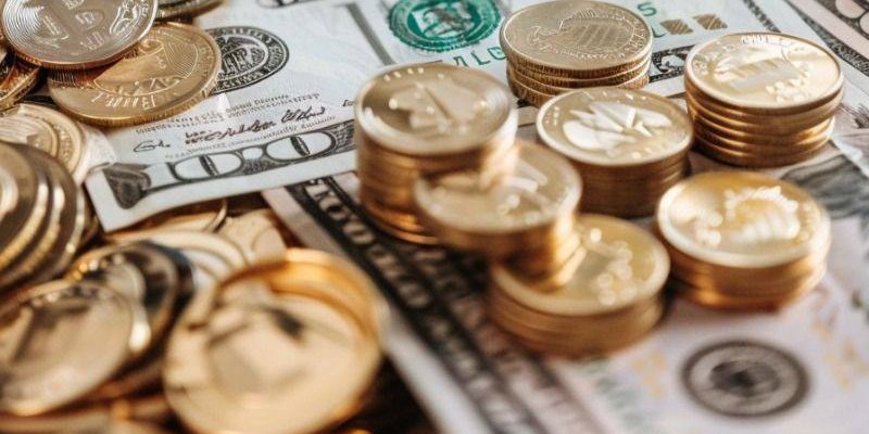 Чоловік 10 років накопичував монети і нарешті відкрив скарбничку (Фото: nyxkoenner/Pinterest)