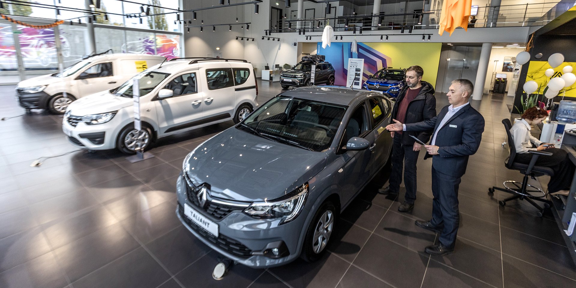 ФРАНЦУЗЬКЕ ВТІЛЕННЯ УКРАЇНСЬКОГО СМАКУ: Концерн Renault зі своїми франко-румунськими моделями тримається у трійці лідерів за рівнем продажів нових авто в Україні (Фото: Олександр Медведєв / NV)