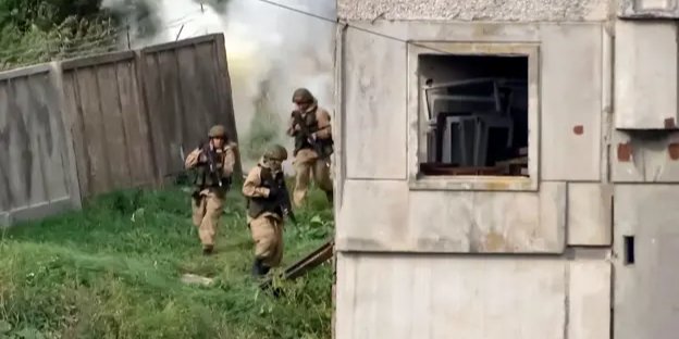 Скрытое проникновение: какие изменения в&nbsp;тактике российской армии показал штурм Покровска&nbsp;&mdash; BBC