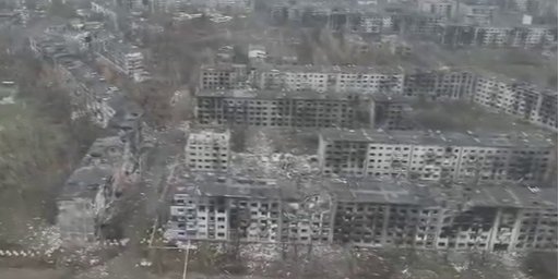 &laquo;Смерть и&nbsp;упадок&raquo;. Военные показали, как теперь выглядит Мирноград с&nbsp;высоты птичьего полета&nbsp;&mdash; видео