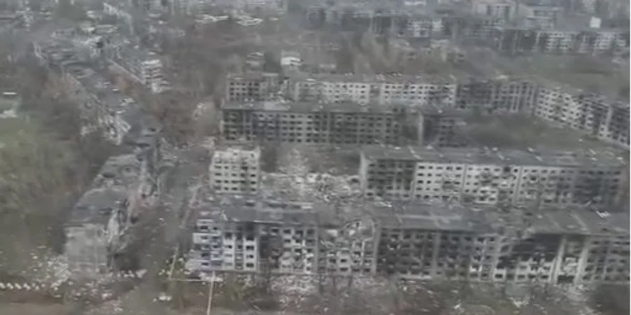 «Смерть и упадок». Военные показали, как теперь выглядит Мирноград с высоты птичьего полета — видео