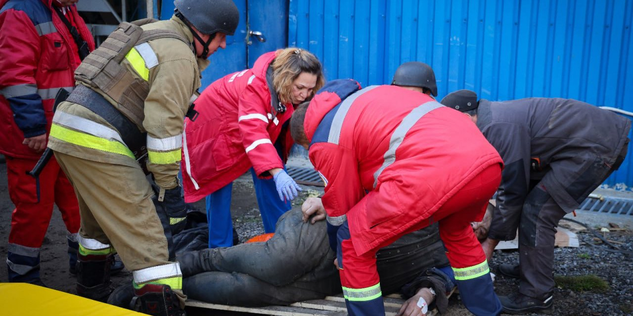 Russian army attacked Mykolaiv early on Nov. 13 / Illustrative photo (Photo: SES in Mykolaiv Oblast)