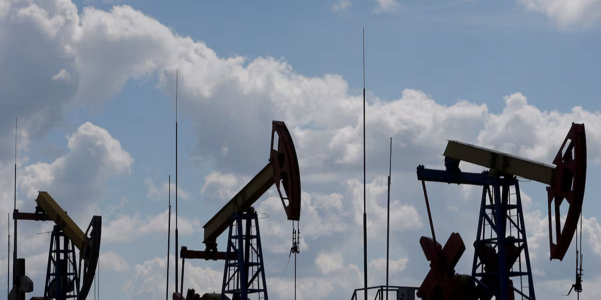 Russian oil influence in the Balkans collapses (Photo: REUTERS/Sergei Karpukhin)