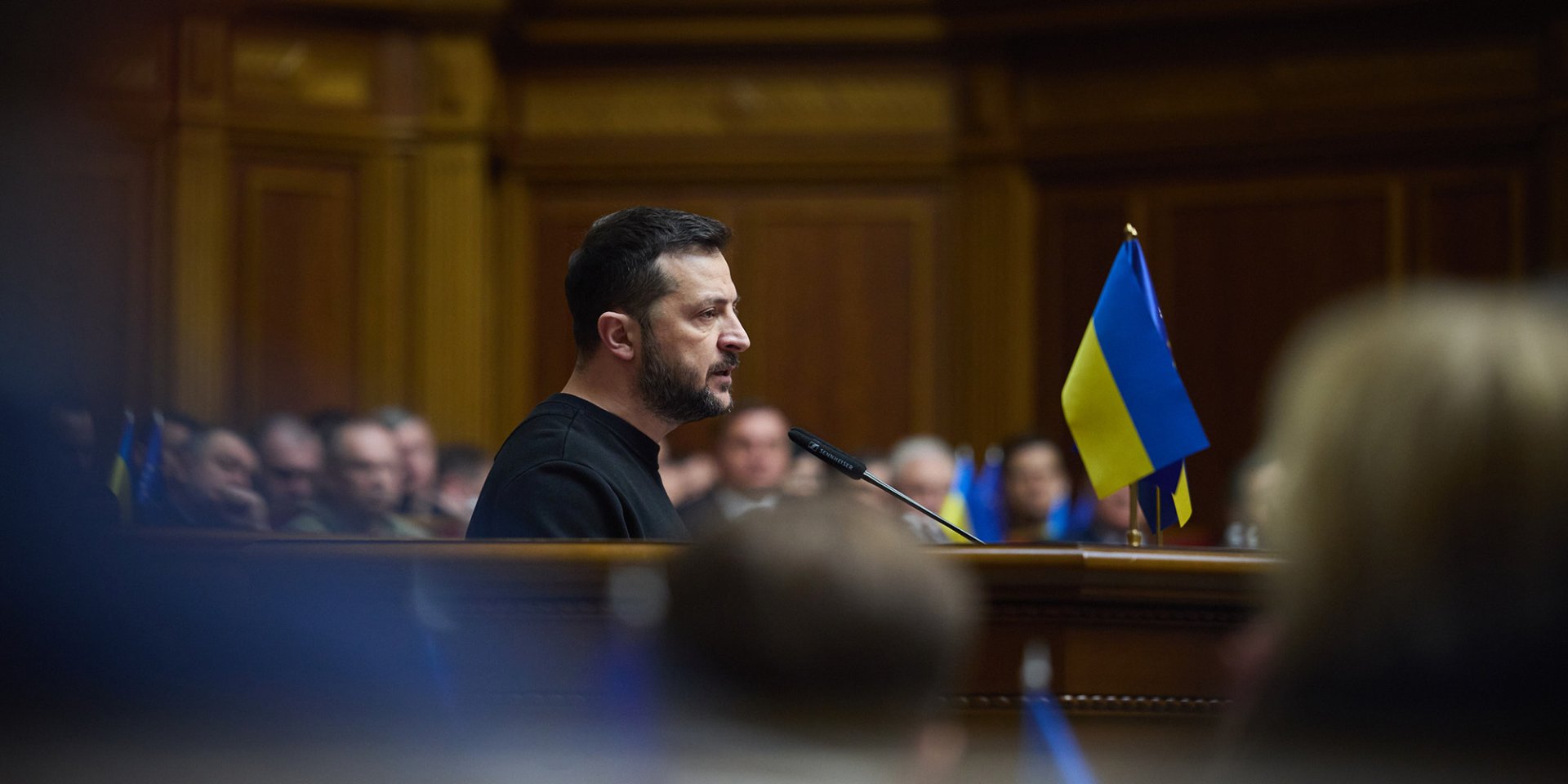 &laquo;Не&nbsp;осознает остроту проблемы&raquo;. Почему закрытую встречу Зеленского со&nbsp;своей фракцией сами &laquo;слуги&raquo; называют пустой&nbsp;&mdash; источники&nbsp;NV в&nbsp;СН