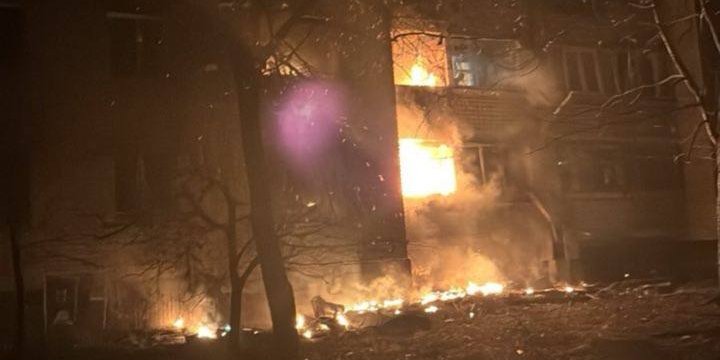 РФ&nbsp;ударила дронами по&nbsp;Запорожью, есть попадание в&nbsp;жилой дом&nbsp;&mdash; ОВА