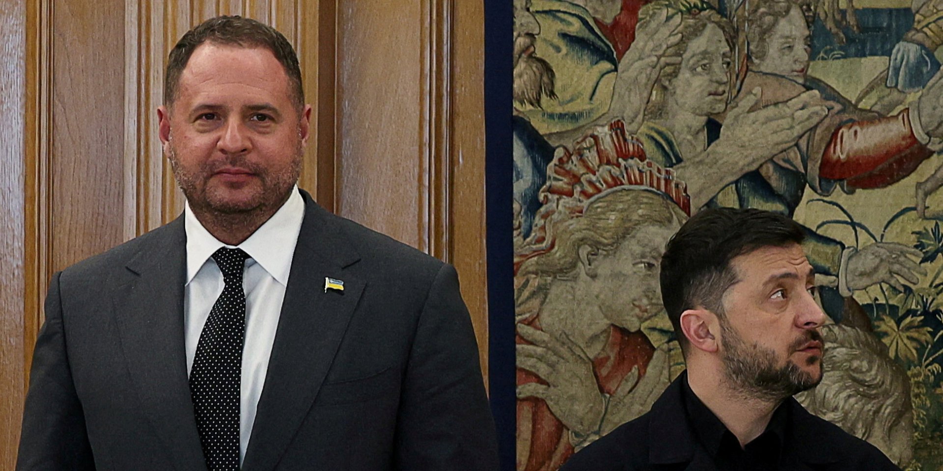 Andriy Yermak and Volodymyr Zelenskyy (Photo: REUTERS/Violeta Santos Moura)