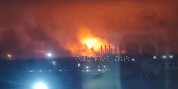 Fire at Nevinnomyssk Azot, Dec. 4 (Photo: Exilenova+/Telegram)