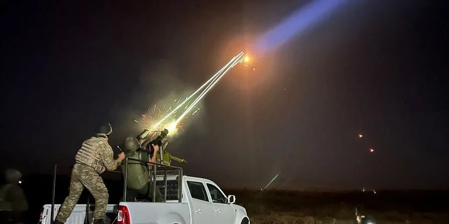 Россия атакует Украину шахедами: в Ахтырке беспилотник попал в многоэтажку, на Харьковщине и в Днепре раздавались взрывы