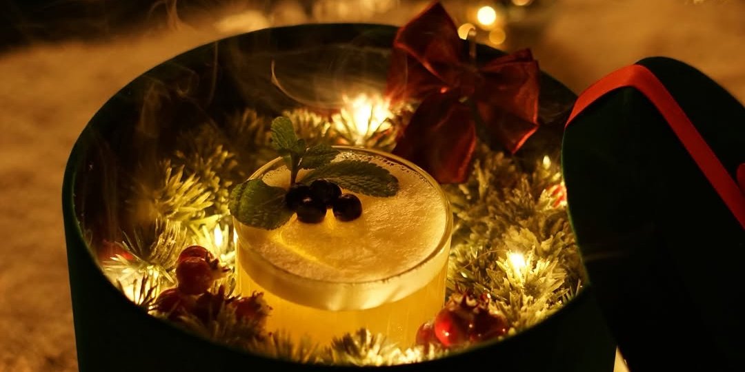 У львівському Hash Rest&Bar Lviv пропонують скуштувати коктейлі від Санти (Фото: instagram/hash_lviv)
