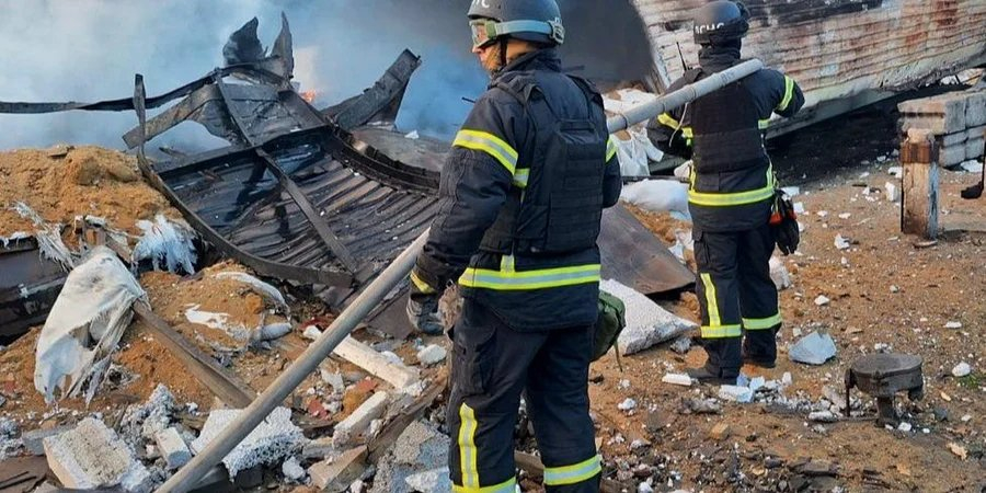 Russian aggressors attack Ukraine’s territory daily (Photo: State Emergency Service of Ukraine (SES))