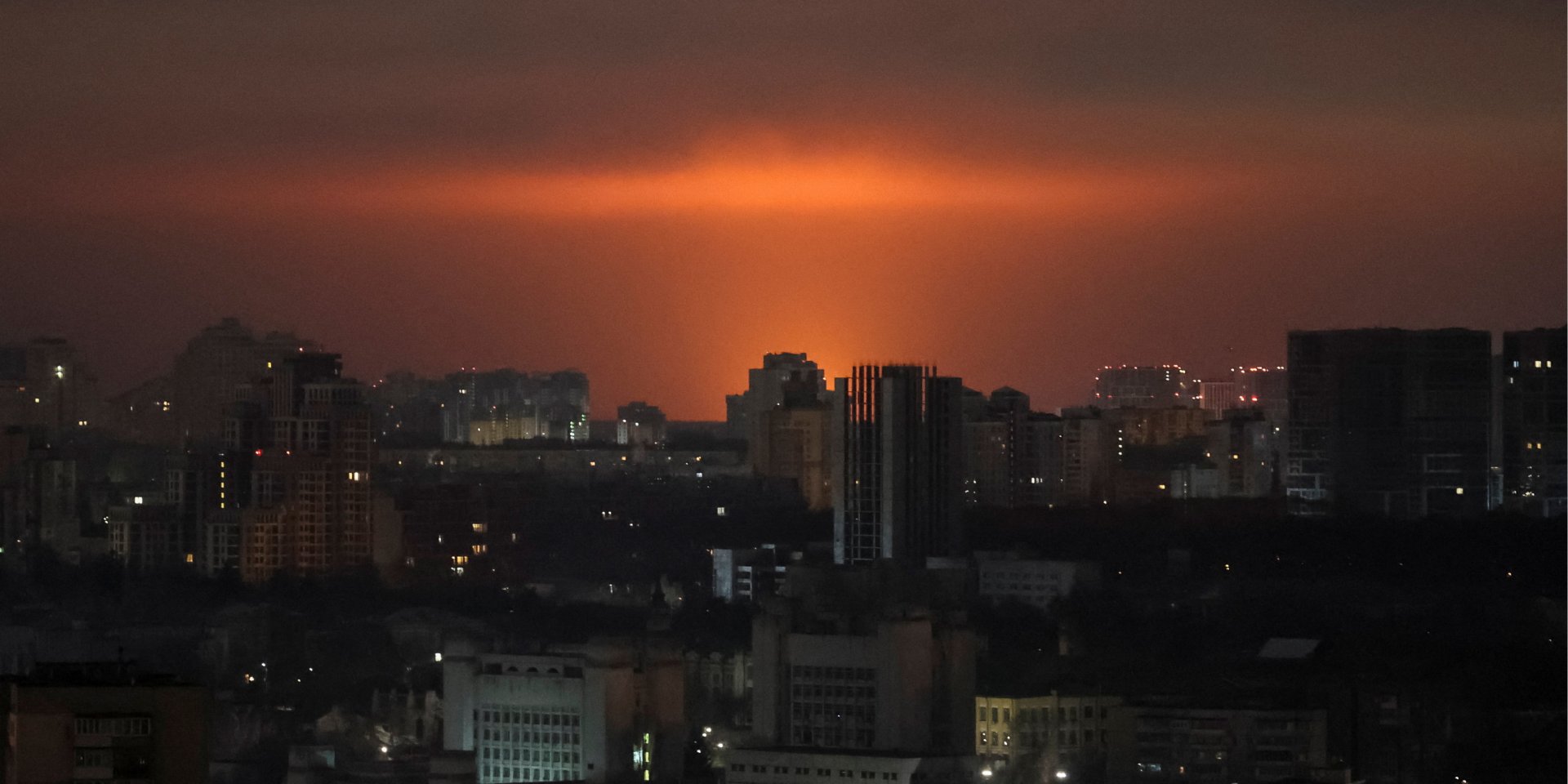 Вибух шахеда у Києві, 6 грудня 2025 року (Фото: REUTERS/Gleb Garanich)