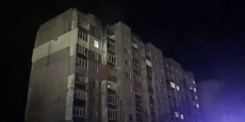 Russian forces hit apartment building in Chernihiv (Photo: Suspilne)