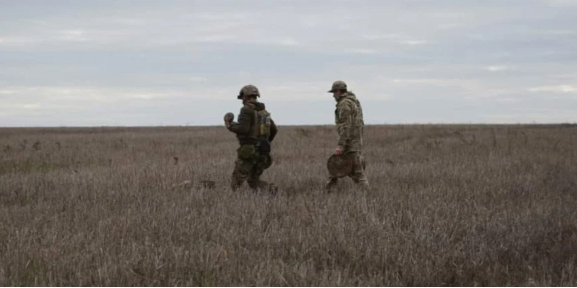 Zelenskyy explained what will happen with mobilization after a peace agreement is signed. (Photo: facebook.com/okPivden)