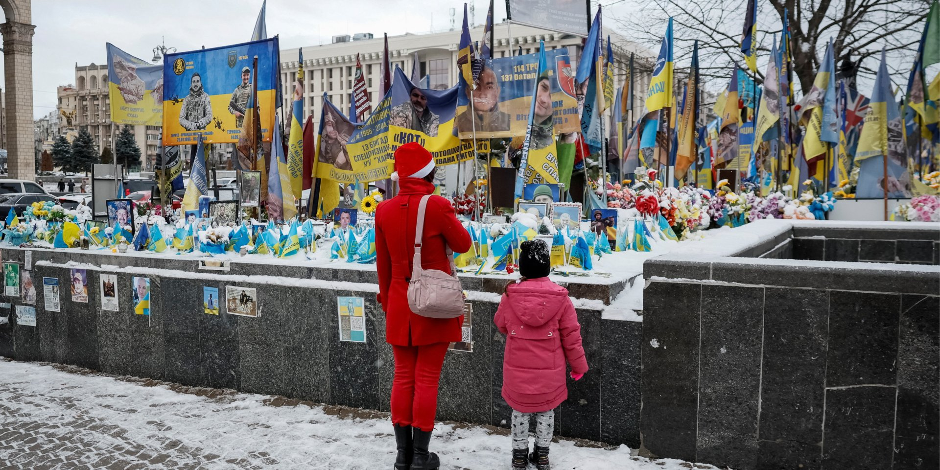 23% of Ukrainians believe that elections in Ukraine should be held after a ceasefire (Photo: REUTERS/Gleb Garanich)