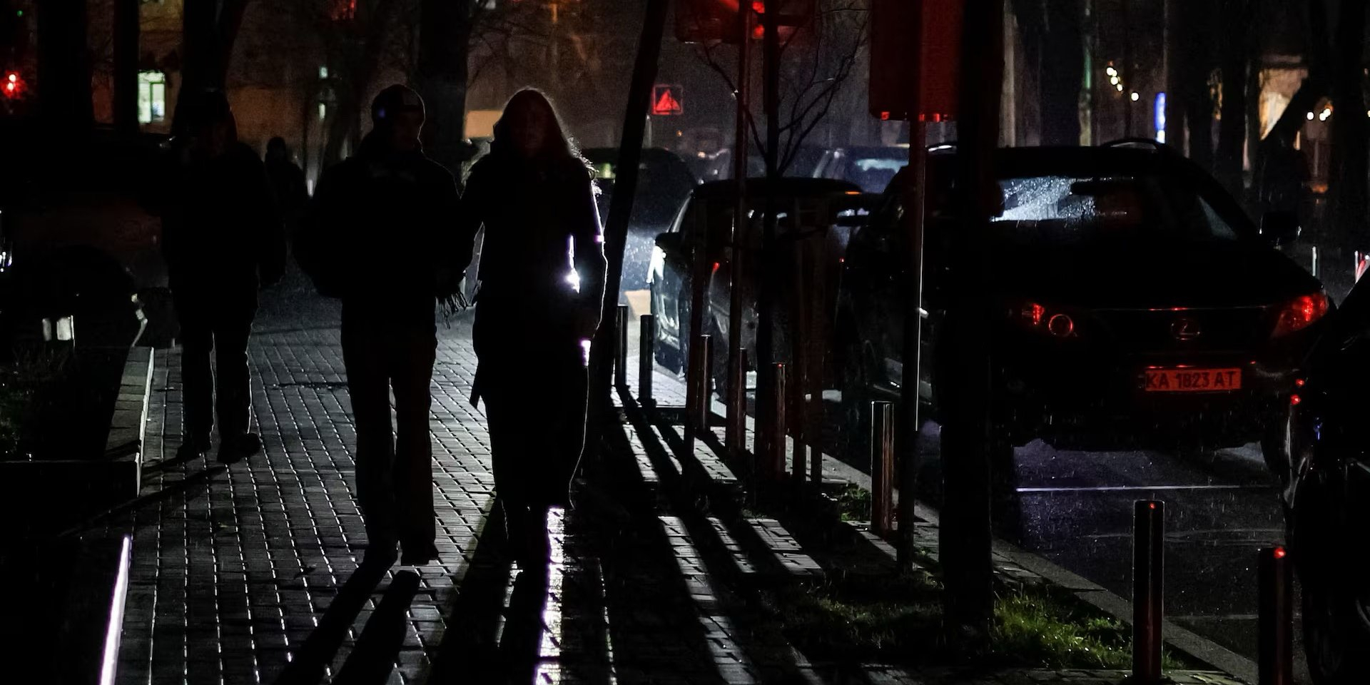 Emergency power outages were introduced in Kharkiv, Sumy and Poltava oblasts (Photo: REUTERS/Gleb Garanich)