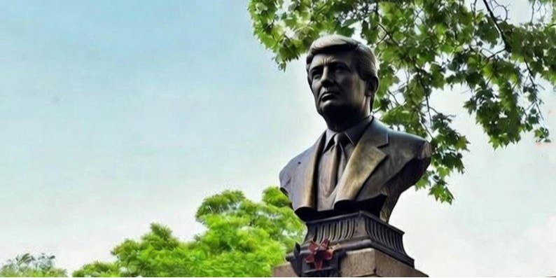 Одесит пропонує замінити пам’ятник Пушкіну на Трампа (Фото: Соціально активний громадянин)