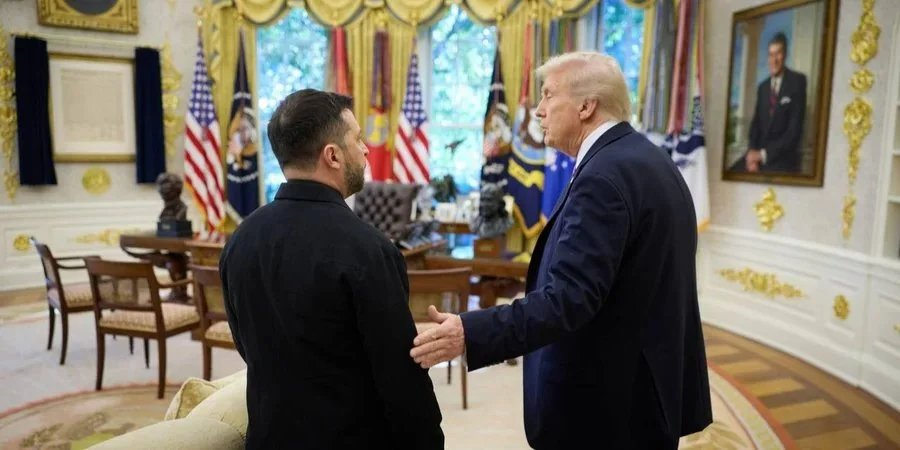 President of Ukraine Volodymyr Zelenskyy and President of the United States Donald Trump during a meeting at the White House on October 17, 2025 (Photo: Zelenskiy Official / Telegram)
