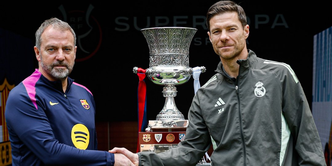 Тренеры команд перед финальным матчем (Фото: ФК Реал)