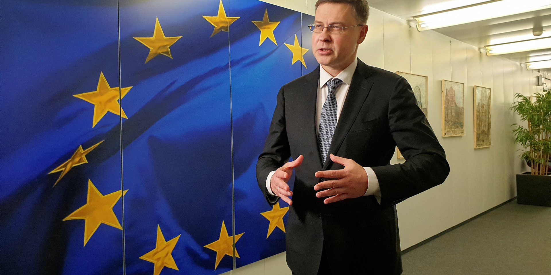 Валдис Домбровскис, еврокомиссар по вопросам экономики (Фото: Clement Rossignol / Reuters)