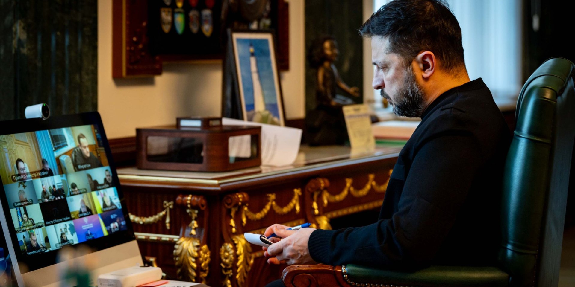 Президент України Володимир Зеленський на нараді (Фото: Володимир Зеленський/Facebook)