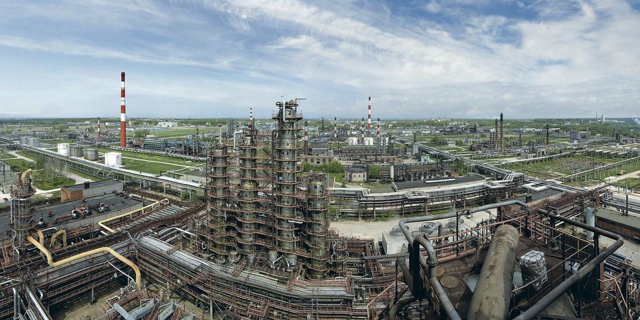 Ryazan oil refinery (Photo: premierstroy.ru)
