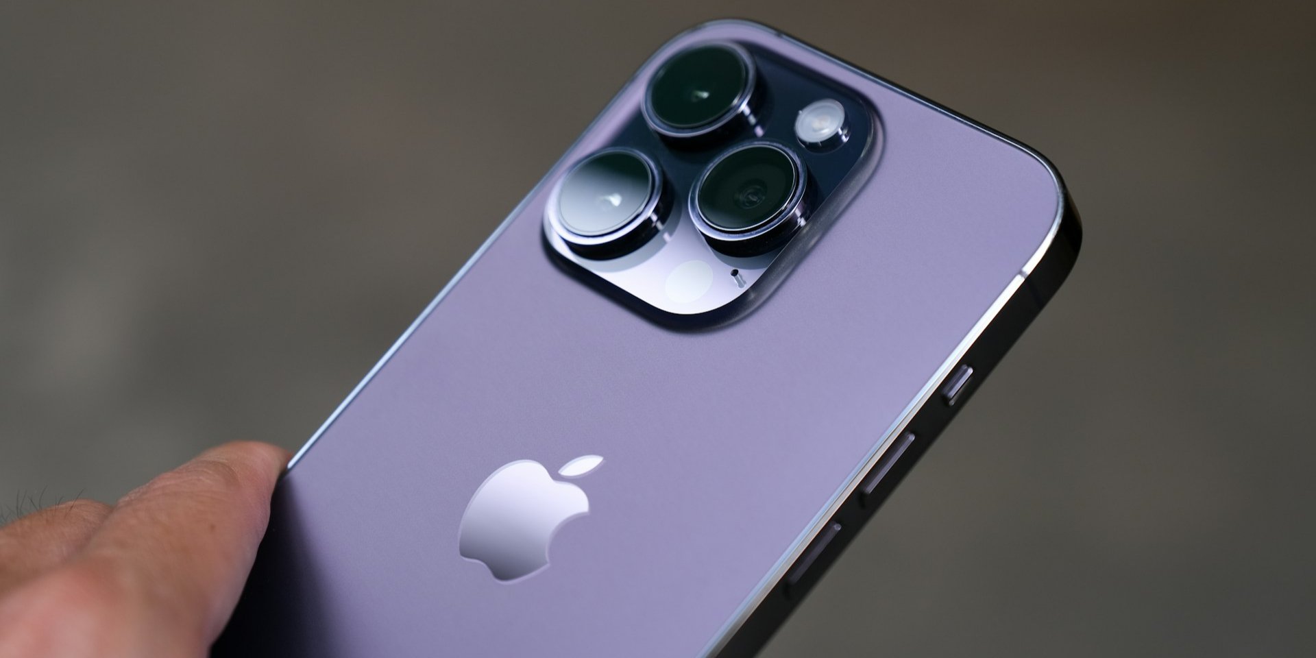 iPhone 14 Pro (Фото: Unsplash)