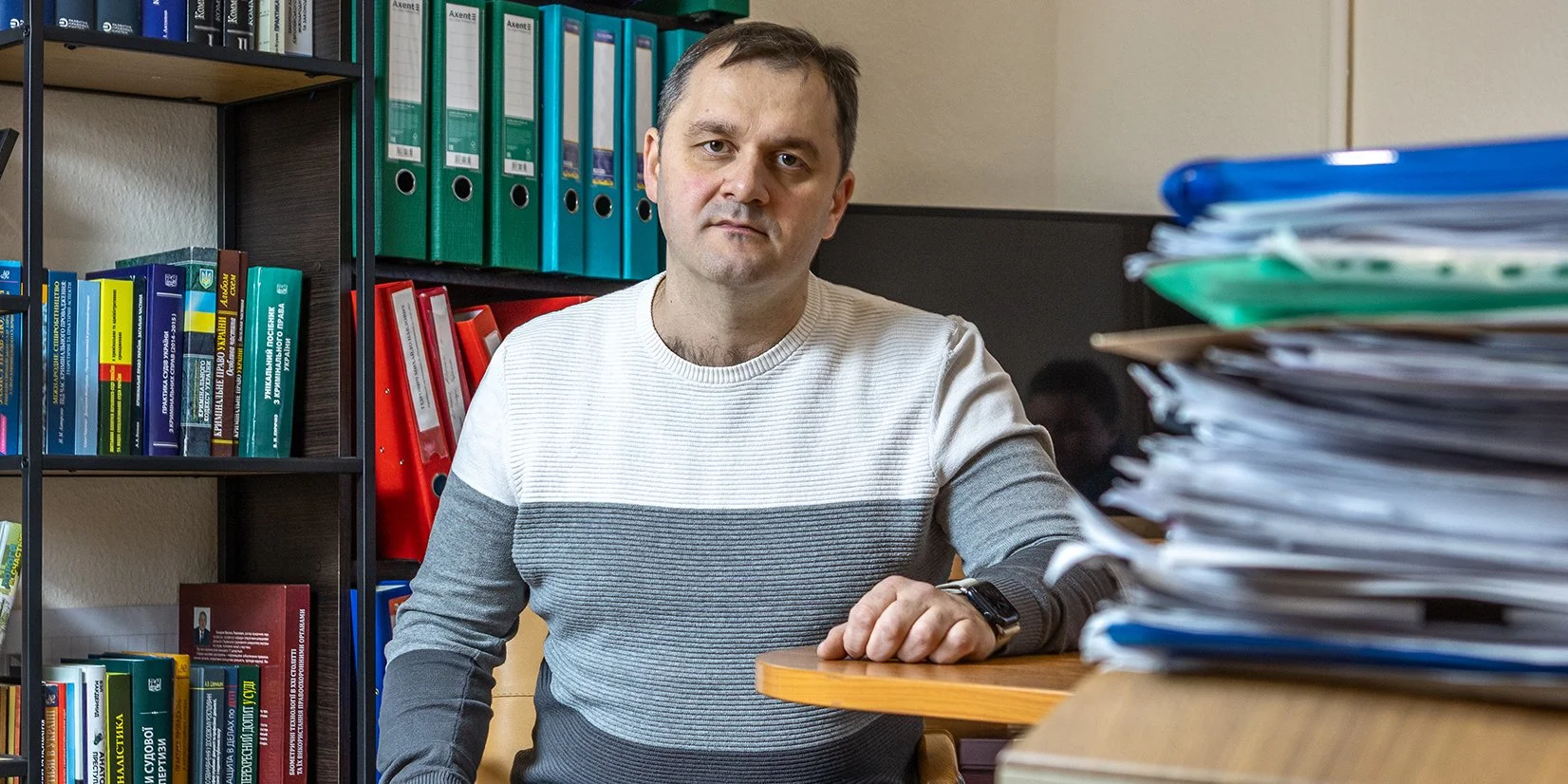 Детектив НАБУ Віктор Гусаров (Фото: Олександр Медведєв)