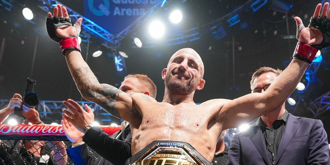 Алекс Волкановски во второй раз победил Диего Лопеса (Фото: instagram.com/ufc)