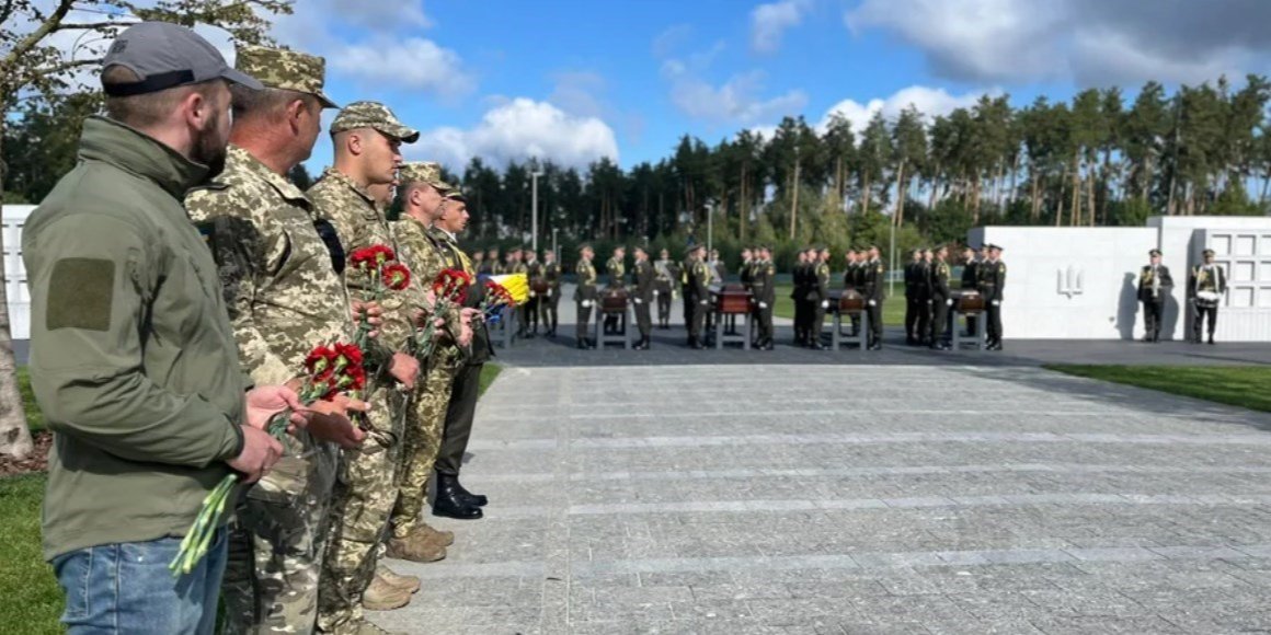 Верховний суд прокоментував своє рішення стосовно Національного військового кладовища (Фото: Facebook / Національне військове меморіальне кладовище)