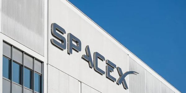SpaceX (Фото: depositphotos.com)