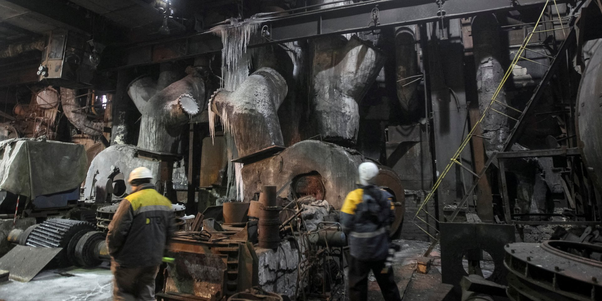 The Russian forces again attacked thermal power plant (Photo: REUTERS/Stringer)
